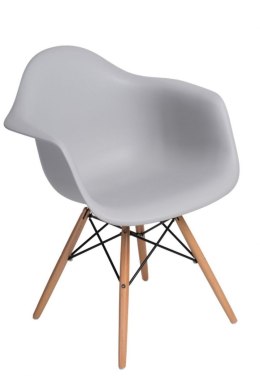 D2.DESIGN Krzesło Fotel P018W PP tworzywo jasny szary light grey, drewniane nogi wygodne i nowoczesne